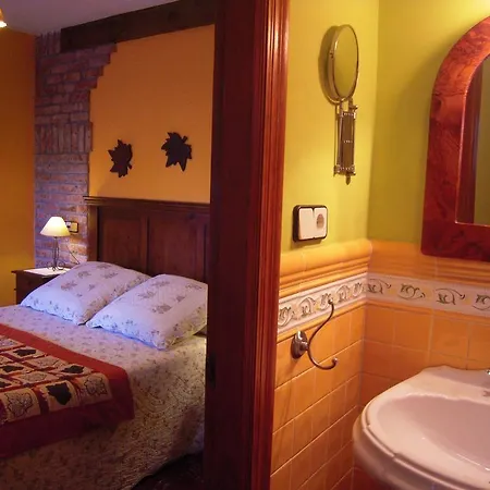 Rural Aguilar Hotel