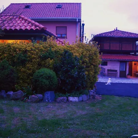 Hotel Rural Aguilar 2*